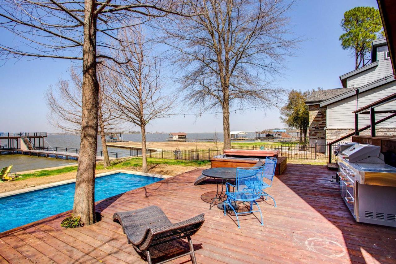 Cedar Creek Lakefront Vacation Rental With Pool Gun Barrel City Zewnętrze zdjęcie